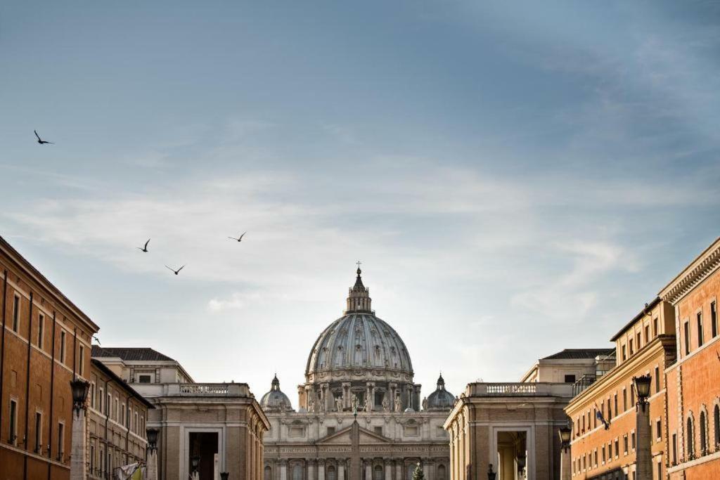 Vatican City * Roma